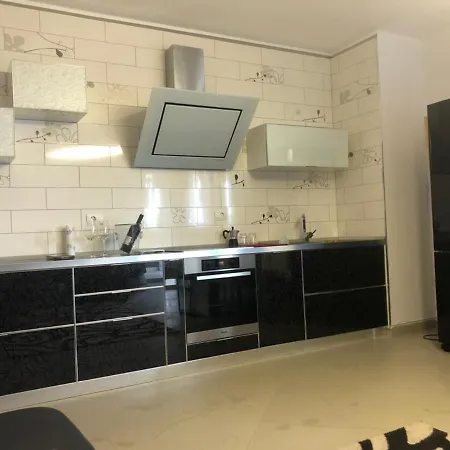 Vale House Apartmán *
